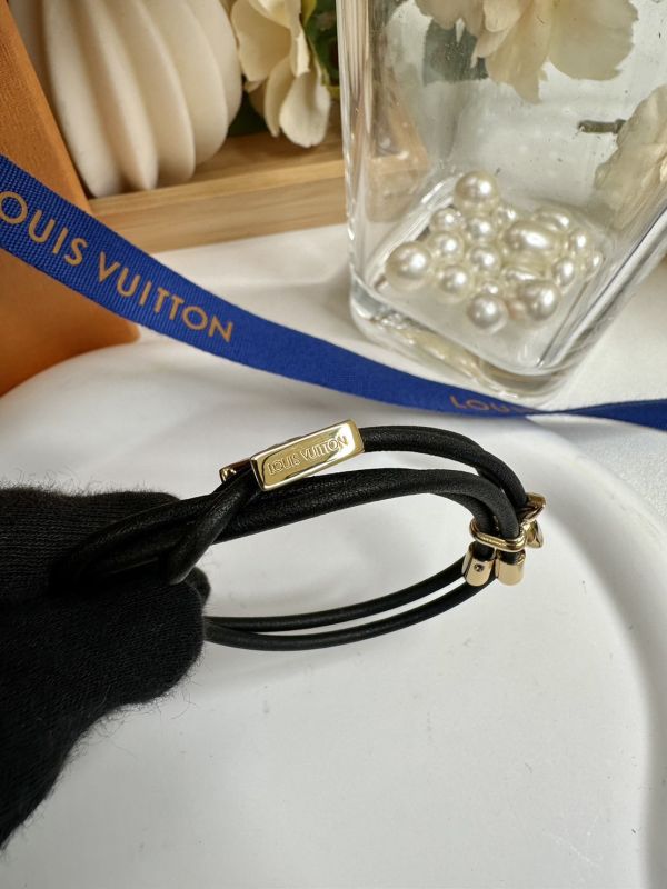 【6期0利率】【現金價】LV Bloom 手鍊 台灣未上市!! 