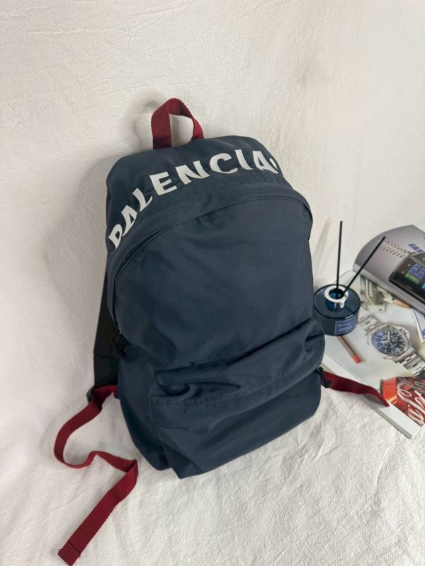 【分期0利率】BALENCIAGA 刺繡LOGO後背包【99成新】 
