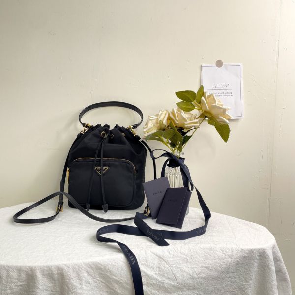 【12期0利率】Prada Duet Re-Nylon 水桶袋【全新閒置品 