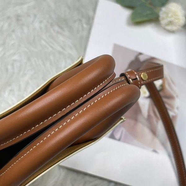 【12期0利率】CELINE 白色老花迷你琴譜包【全新閒置】 