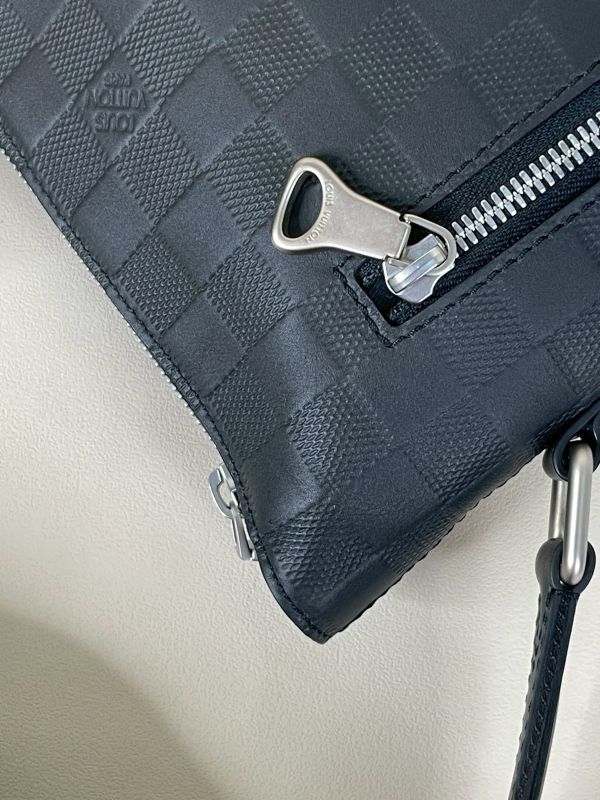 【分期0利率】LV Apollo BB 郵差包 【95成新】 