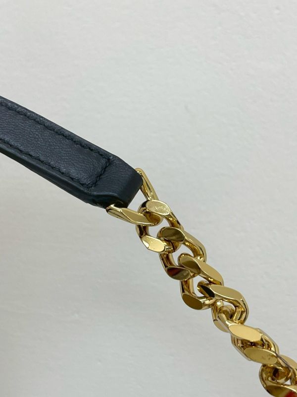 【95成新】BURBERRY LOLA 小號绗縫肩背包 