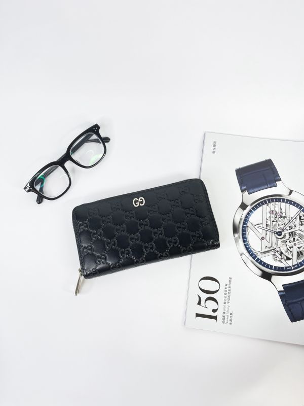 【9成新】GUCCI Signature GG 壓紋牛皮拉鍊長夾 