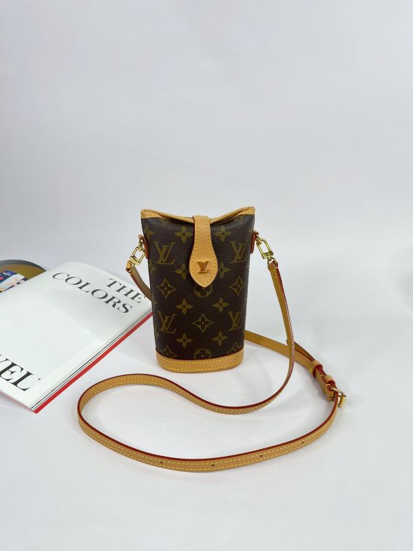 【分期0利率】LV 薯條手機包【9成新】 