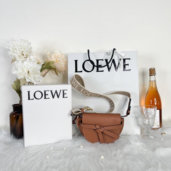 【12期0利率】【全新品】LOEWE 柔軟小牛皮緹花迷你GATE雙層包 TAN焦糖色 全配【現金價53500】 