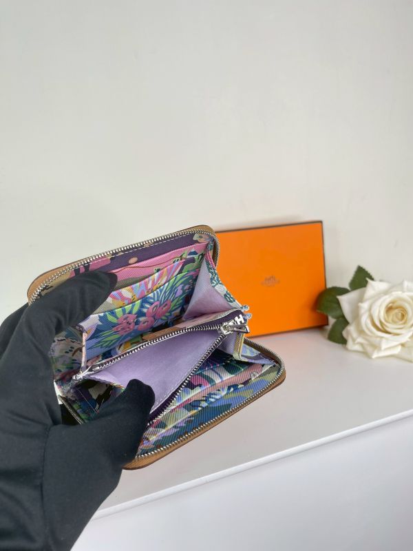 【分期0利率】HERMES 絲巾短夾 金棕色【未使用閒置品】