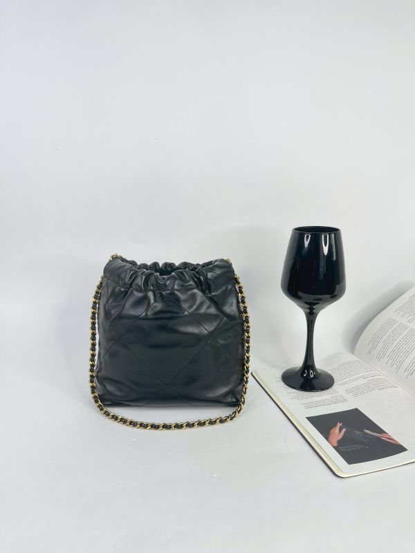 【95成新】CHANEL 22 迷你束口包 