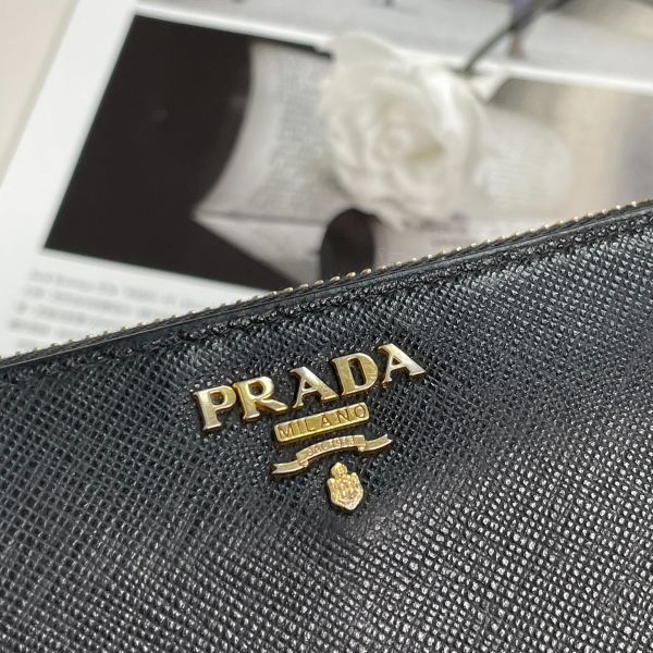 【12期0利率】PRADA18卡防刮長夾【8成新】 