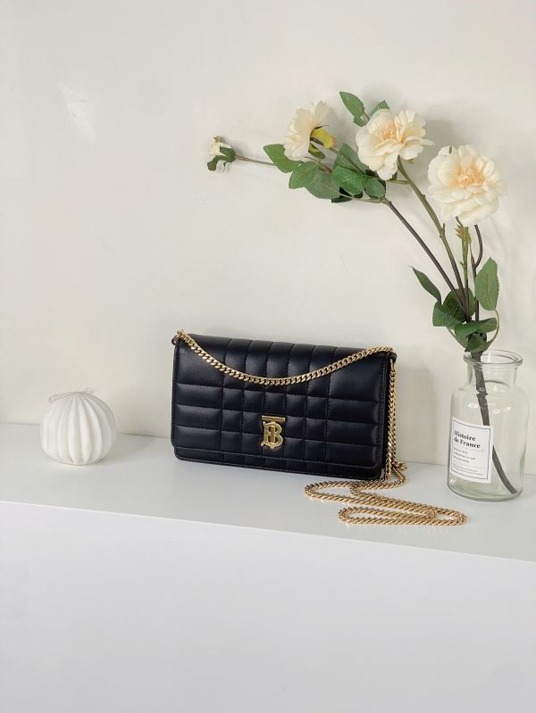 【分期0利率】BURBERRY LOLA 羊皮鍊帶 WOC【9成新】 