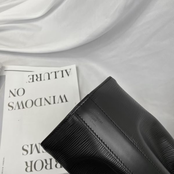 【8成新】【12期0利率】LV EPI 水波紋八角水桶包 