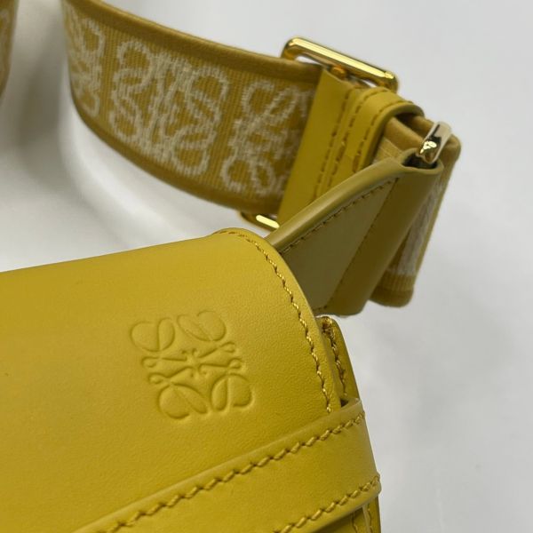 【12期0利率】LOEWE MINI GATE 小雞黃【9成新】 