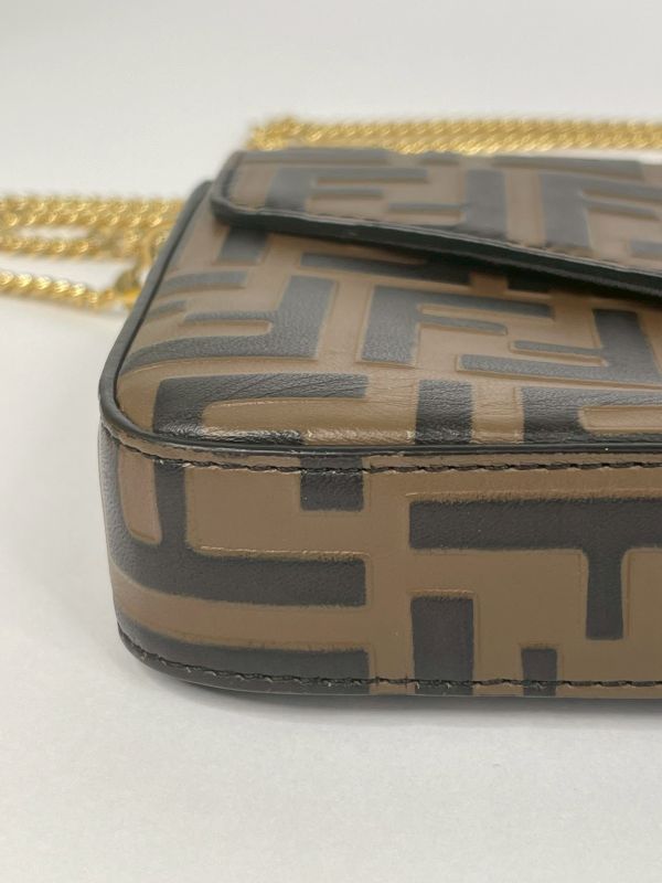 【分期0利率】FENDI F IS FENDI三合一WOC【9成新】 