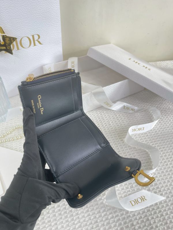 【分期0利率】Dior Saddle Lotus三折短夾【99成新】 