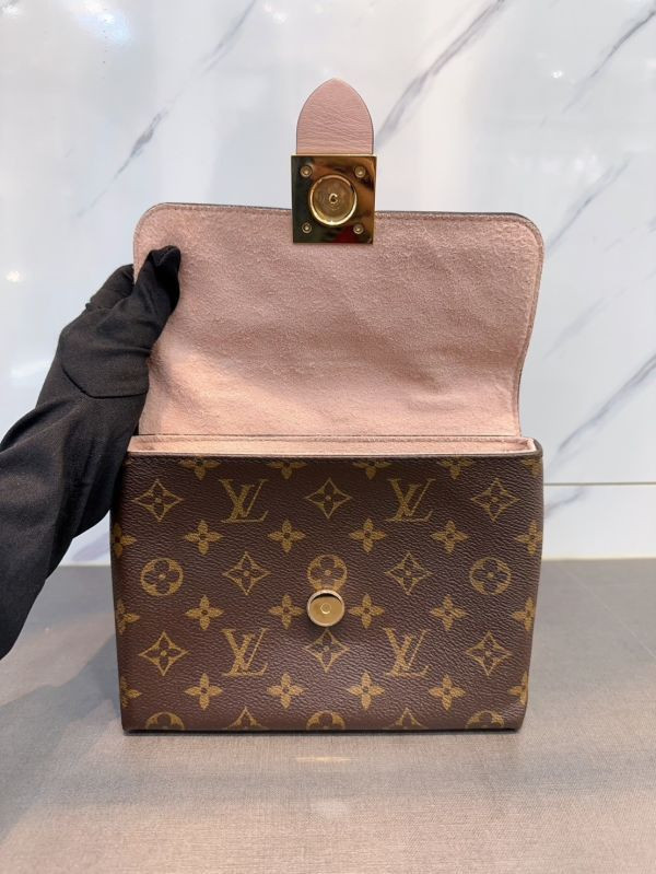 【分期0利率】LV LOCKY BB【20年台灣購證】【85成新】 