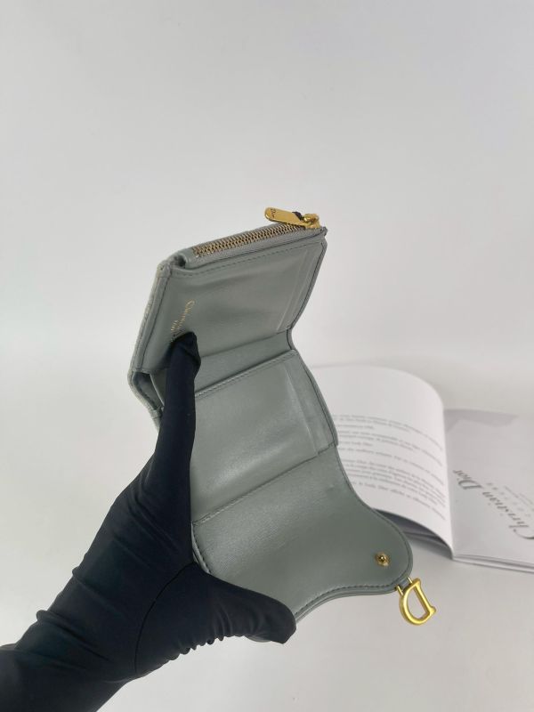 【9成新】DIOR SADDLE LOTUS 老花三折短夾 