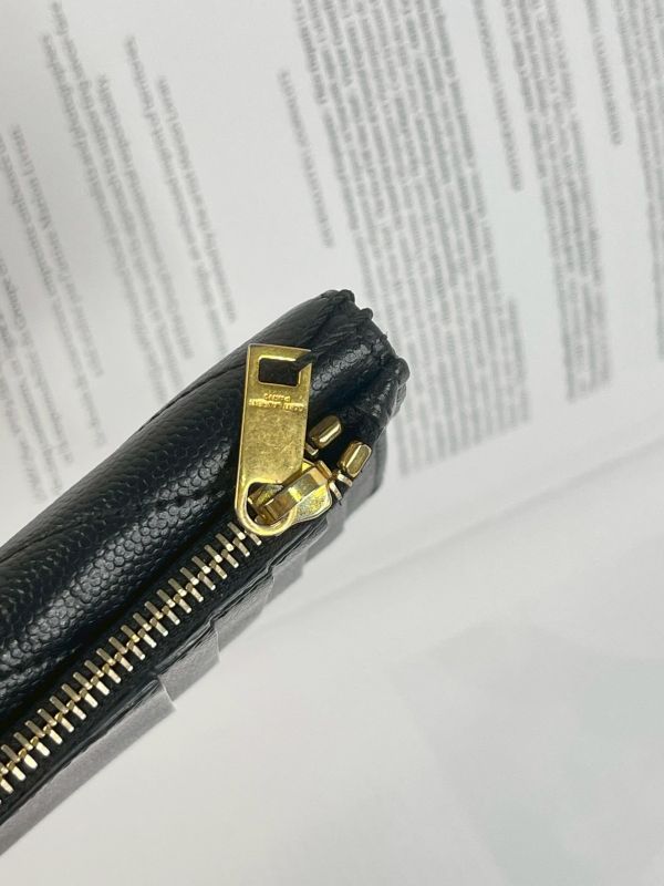 【9成新】YSL 粒面壓紋拉鍊卡片套 