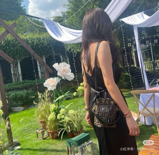 【99成新】FENDI Mon Treso 水桶包 