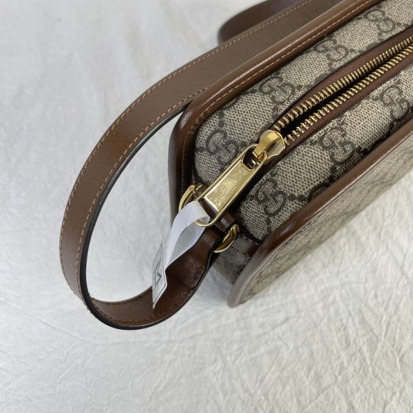 【12期0利率】GUCCI  Retro GG Supreme 斜背方包【95成新】 