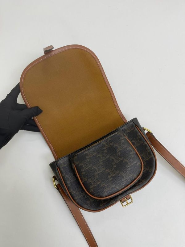 【95成新】CELINE Triomphe帆布中型Folco手袋 