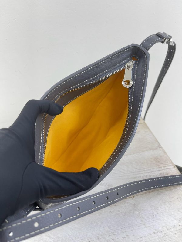 【95成新】GOYARD  半月包 
