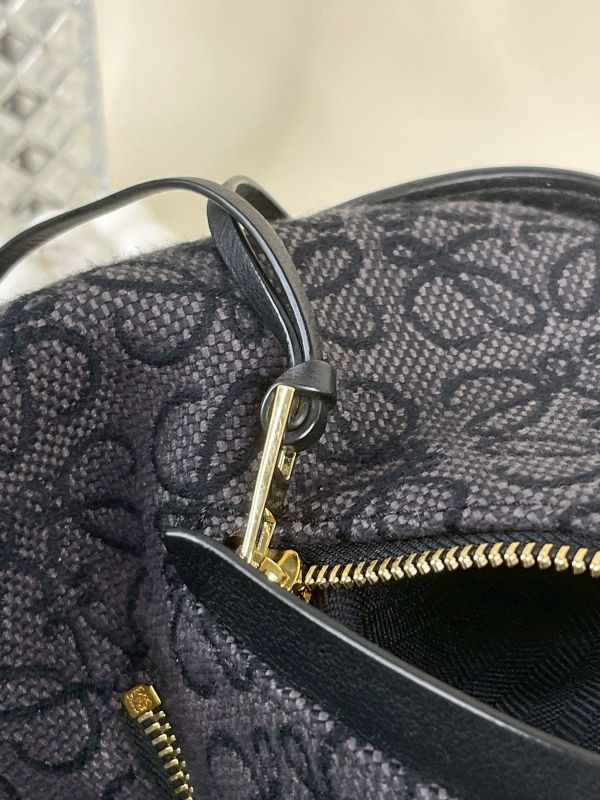 【分期0利率】LOEWE 皮革拼接帆布吊床包 【95成新】 