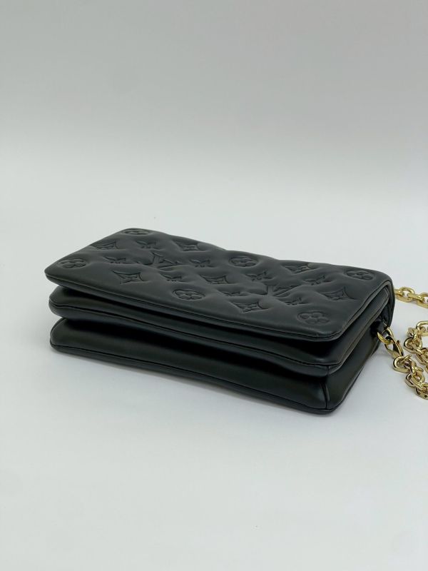 【99成新】LV Pochette Coussin 