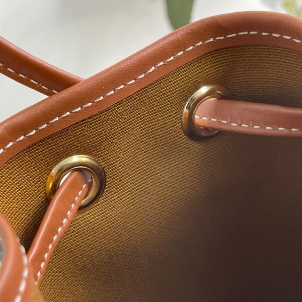 【9.9成】【12期0利率】CELINE TRIOMPHE 帆布小型抽繩水桶 