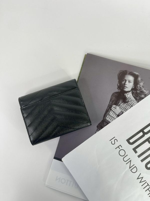 【95成新】YSL 魚子醬三折短夾 