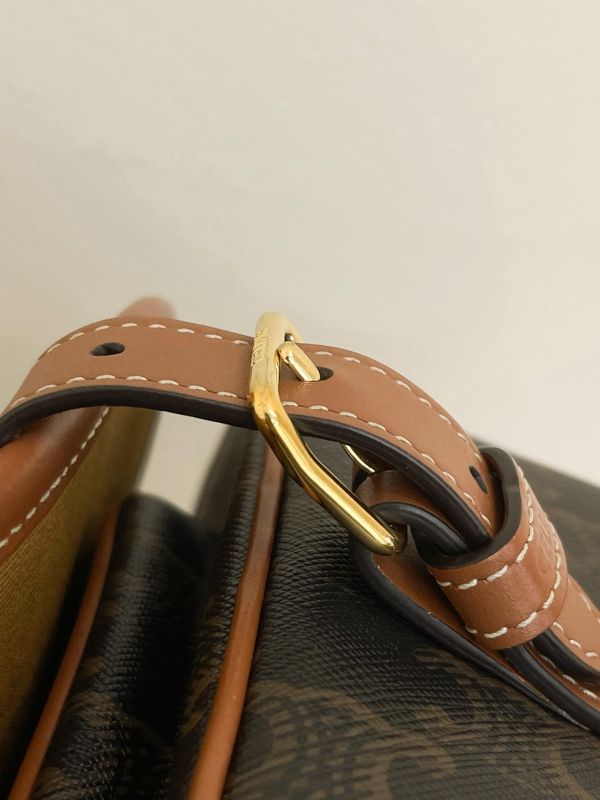 【95成新】CELINE Triomphe帆布中型Folco手袋 