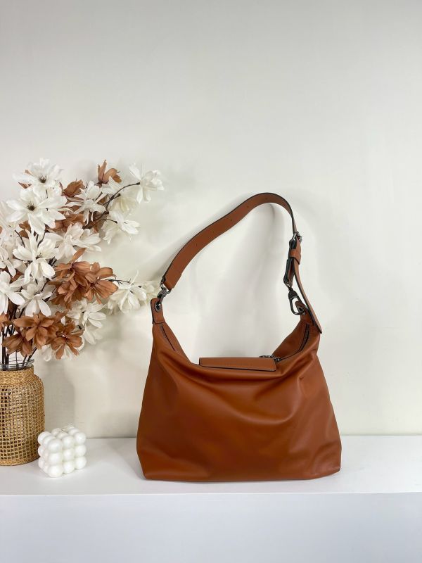 【分期0利率】LONGCHAMP Le Pliage Xtra 半月形單肩包 M【95成新】 