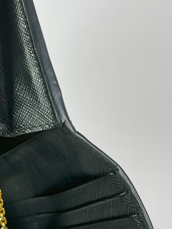 【分期0利率】PRADA 浮雕LOGO 防刮信封長夾【85成新】 