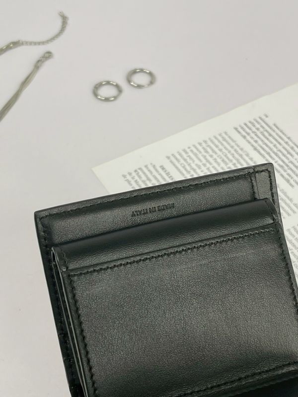 【分期0利率】CELINE 亮面牛皮革TRIOMPHE三折短夾 【95成新】 