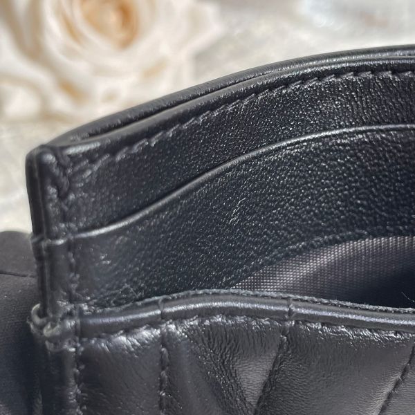 【12期0利率】BURBERRY LOLA 绗缝羊皮TB卡包【95 成新】 