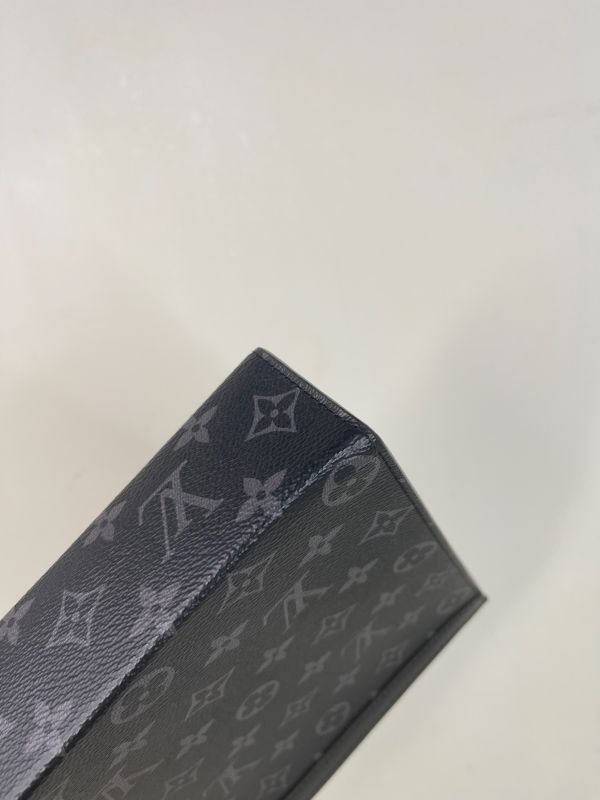 【分期0利率】LV Pochette Voyage MM 老花手拿包【95成新】 