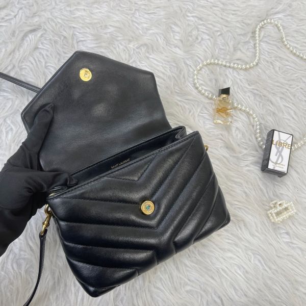 【分期0利率】 YSL LOULOU絎縫皮革Toy手袋 MINI 【9成新】 