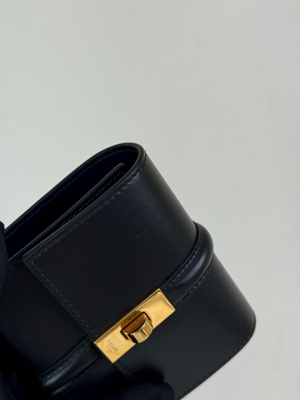 【99成新】CELINE 16 三折短夾 