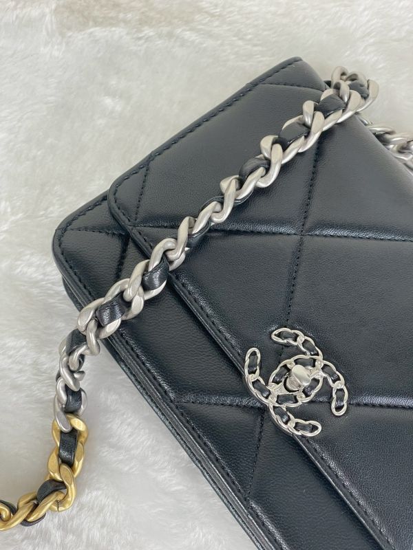 【12期0利率】CHANEL 19 WOC 【95成新】 