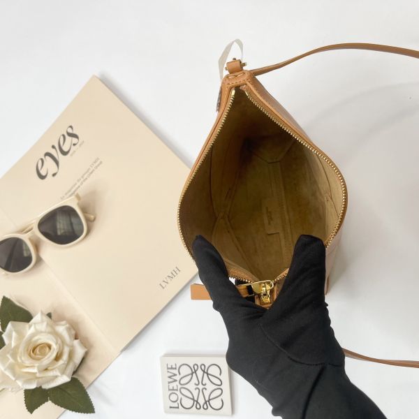 【12期0利率】LOEWE PUZZLE FOLD POUCH  沙色【99成新】 