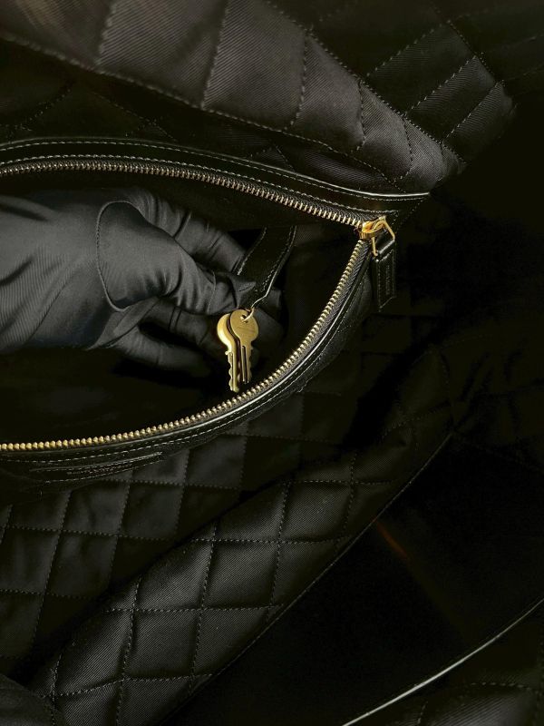 【99成新】YSL GIANT 绗縫牛皮旅行袋 