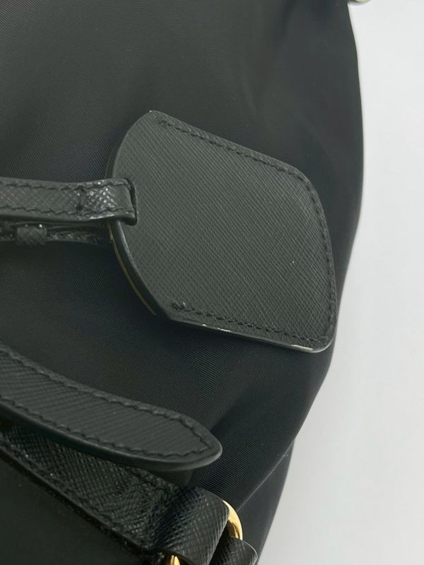 【95成新】PRADA 浮雕LOGO 尼龍托特包 
