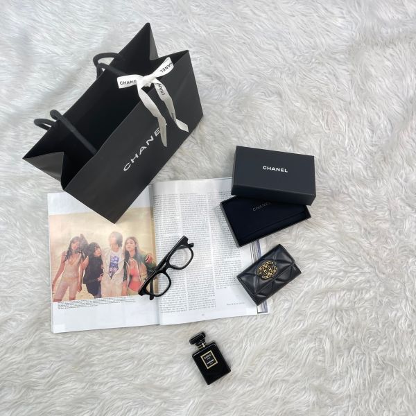 【12期0利率】CHANEL 19口蓋卡包【全新閒置】 