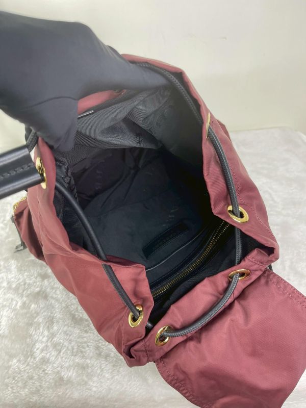 【9成新】BURBERRY THE RUCKSACK 金LOGO 中號後背包 