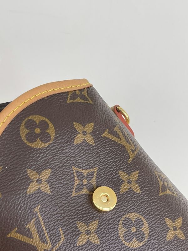 【分期0利率】LV  薯條手機包【9成新】 