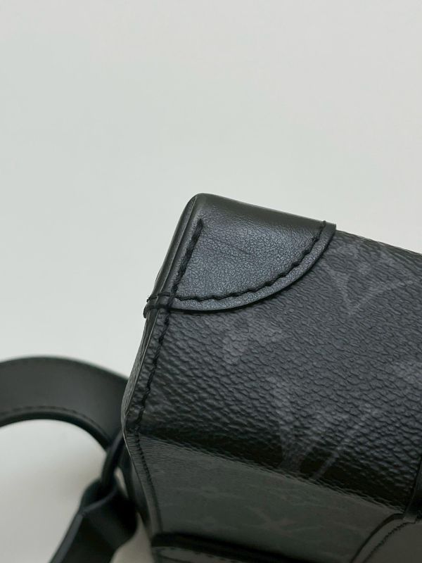 【9成新】LV Trunk 郵差包 