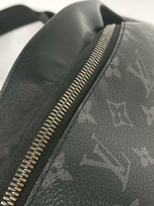 【9成新】LV 皮革背帶黑老花腰包 