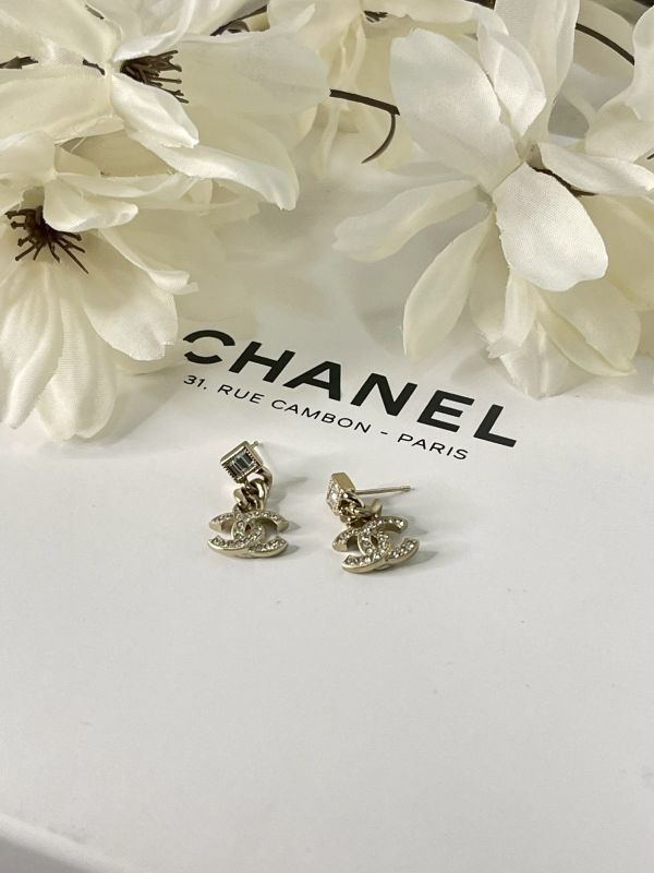 【分期0利率】CHANEL 方型水鑽及鍊條垂墜耳環【未使用閒置品】 