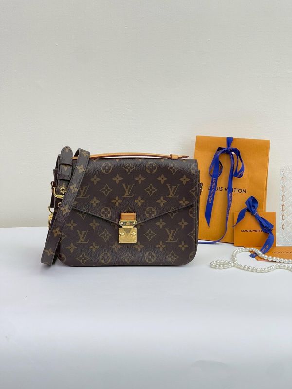 【85成新】LV METIS 學院包 