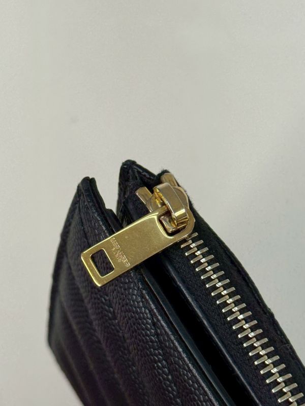 【分期0利率】YSL 魚子醬照片夾層兩折短夾【99成新】 