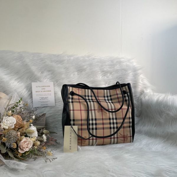 【12期0利率】BURBERRY戰馬牛皮Haymarket 單肩包【全新閒置】 