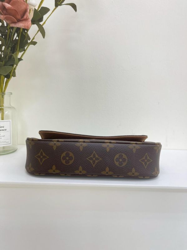【95成新】LV  Wallet on Chain Ivy 